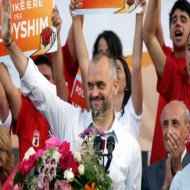 Καθαρή νίκη του Ράμα στις εκλογές στην Αλβανία
