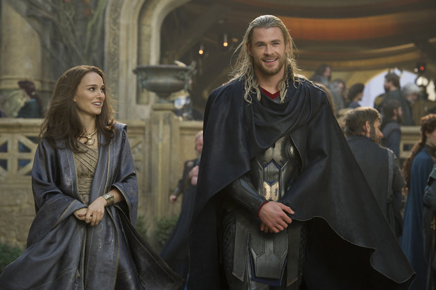 Natalie Portman and Chris Hemsworth in &#39;Thor: The Dark World&#39; 