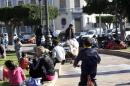 Un grupo de inmigrantes sirios se concentran en la Plaza de España en Melilla. EFE/Archivo