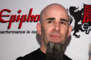 Gitaris Anthrax: Insiden Randy Blythe Akan Pengaruhi Aturan Konser di Eropa