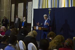 US Secretary of State John Kerry (C) speaks during&nbsp;&hellip;