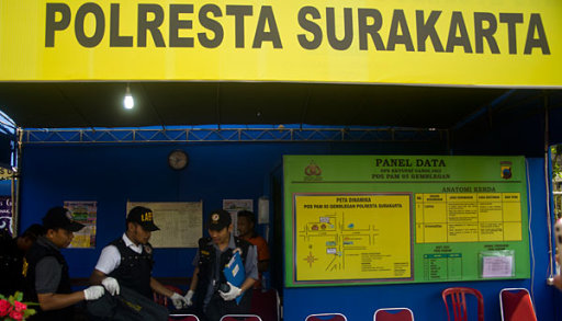 Tersangka Peneror Solo Diperiksa di Jakarta  