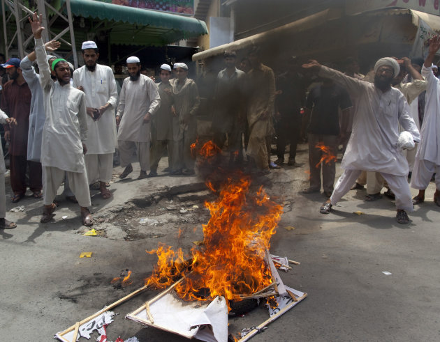 Taliban Critic Slain in Pakistan Suicide Bombing