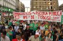 Una 'marea verde' formada por padres, alumnos y profesores recorre las calles de Madrid. EFE/Archivo