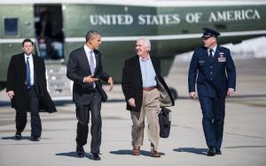 US President Barack Obama (2nd L) talks to Rep. Jim&nbsp;&hellip;