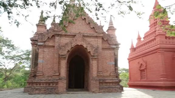 Templos birmanos ‘Disneyficados’