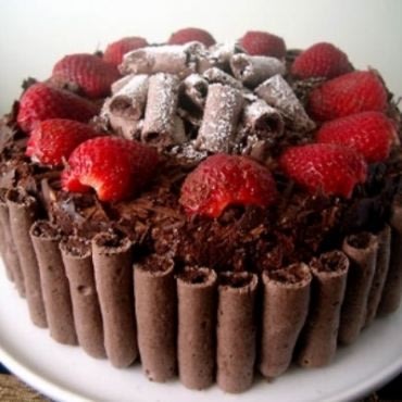 Cake Cokelat Strawberry Ketan Kukus