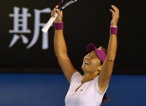 Li Na celebrates her victory over Dominika Cibulkova&nbsp;&hellip;