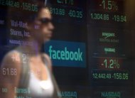 أعلن محامون يمثلون مستخدمي انترنت اميركيين انهم تقدموا بشكوى جماعية ضد موقع التواصل الاجتماعي "فيسبوك" الذي قد يضطر إلى دفع 15 مليار دولار بتهمة التعدي على الحياة الخاصة بحسب المصدر