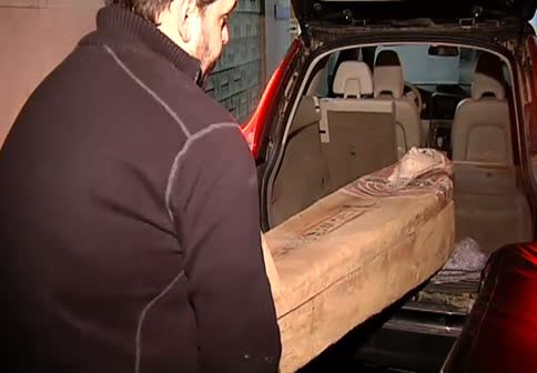 Compraron un sarcófago sin saber que la momia estaba dentro