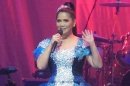 Vina Panduwinata Ajak Penonton ke Era 80-an di Konser Cinta Musik Indonesia