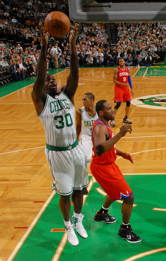 Thunder eliminate Lakers; Celtics up 3-2 in East semis 201205212123769901034-p2