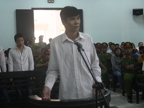 Phúc thẩm vụ "Nổ mìn ám sát giám đốc Công an tỉnh Khánh Hòa": Y án 23 năm tù Xetxu-20130923-051523-534