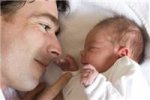 Babies benefit from early interaction with dads