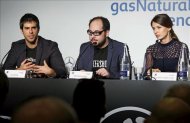 (De izda. a dcha.) El actor estadounidense Eli Roth, el realizador chileno Nicolás López y la actriz española Natasha Yarovenko han presentado hoy con éxito de público y prensa "Aftershock" en el Festival de Cine Fantástico de Sitges. La película bebe en el cine de catástrofes, en la comedia juvenil o en los "slapstick" (comedias de violencia física). EFE