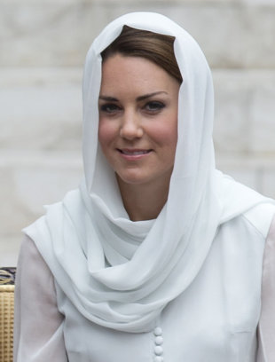 Kate middleton visits mosque