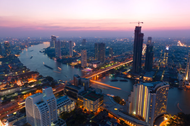 المدن العشرين الأكثر استقبالا للزائرين عالميا 110933886-Bangkok-jpg_110420