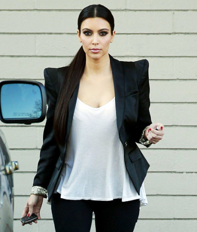 PIC: Serene, Low-Key Kim Kardashian Steps Out