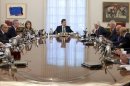 Fotografía facilitada por la Presidencia del Gobierno de la primera reunión del Consejo de Ministros tras las vacaciones estivales, con el jefe del Ejecutivo, Mariano Rajoy al frente. EFE