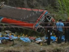 Aparatoso accidente de autobús en Guatemala