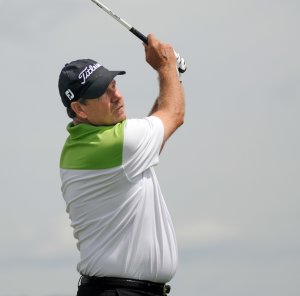Bart Bryant leads Boeing Classic