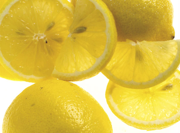 Lemon is one of Top 10 detox food that benefit your immune system