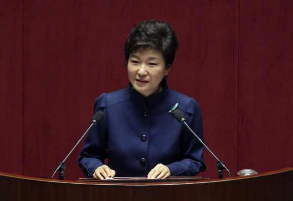 أسوء وافضل زعماء حكمو في 2013 Park-Geun-hye-jpg_224744