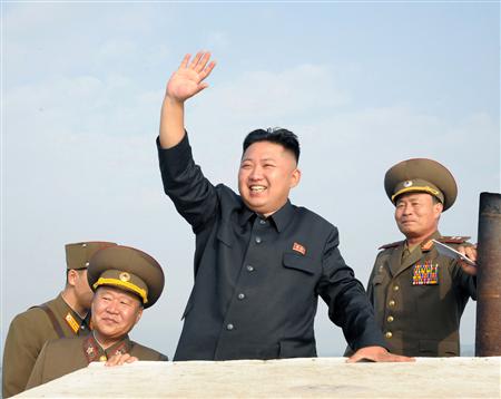 MAXIMUM TROLLING NEWS: Jornal oficial chinês 'cai' em piada sobre charme de líder norte-corean [+homem mais sexy de 2012][+Brad Pitt treme] 2012-10-03T111923Z_1_CBRE8920VGE00_RTROPTP_2_KOREA-NORTH-CHINA