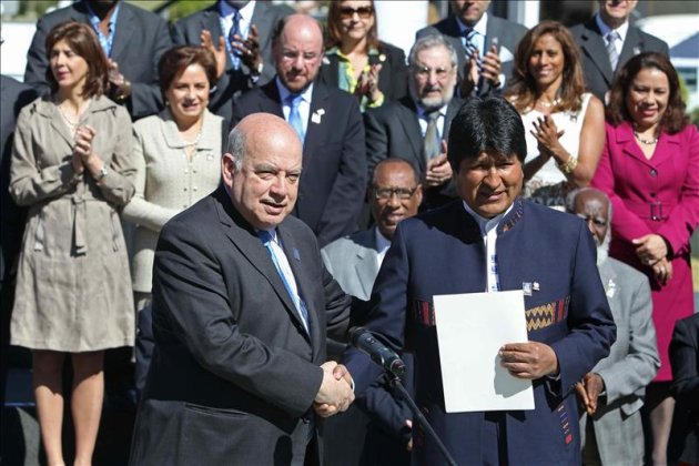 El presidente de Bolivia, …