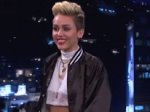 Miley&#39;s outfit makes Kimmel uncomfortable