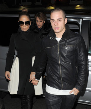 Casper Smart 'Delaying Marriage To Jennifer Lopez Until He's Financially Secure' 