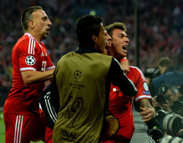 بالصور :: بايرن ميونيخ بطل دوري أبطال أوروبا على حساب دورتموند 9-jpg_202629