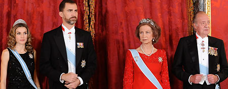 (L-R) Princess Letizia of Spain, Prince Felipe of Spain, Queen Sofia of Spain and King Juan Carlos of Spain (Fotonoticias/WireImage)