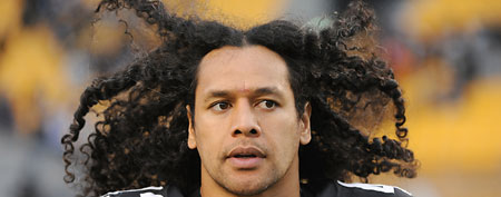 The hair of safety Troy Polamalu of the Pittsburgh Steelers, Dec. 4, 2011. (George Gojkovich/Getty Images)