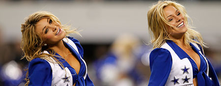 Dallas Cowboys cheerleaders (Getty Images)