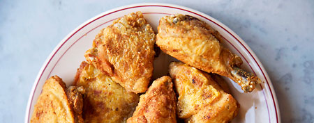 Plate with fried chicken (ThinkStock)