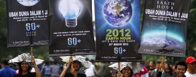 Kampanye Earth Hour di Solo (Foto: Antara/Akbar Nugroho Gumay)