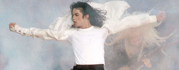 Michael Jackson performs at the 1993 Super Bowl ( Steve Granitz / WireImage)