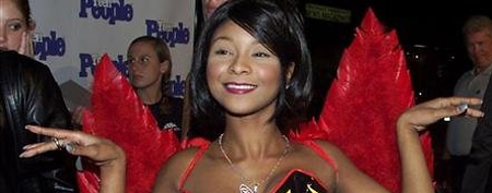 Natina Reed arrives for the premiere of "Bring It On" in Los Angeles in this August 22, 2000 file photo. (REUTERS/Rose Prouser)