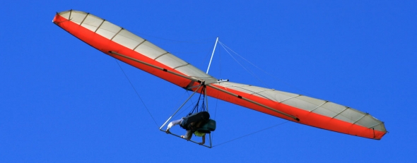 A hang glider. (Thinkstock)