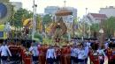 Watch Thailand's New King Being Carried Through the Capital in a Spectacular Procession