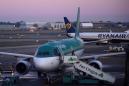 Ireland tightens COVID-19 travel restrictions, angering airlines