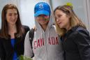 Runaway Saudi teen settles in Canada after being granted asylum