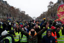 French 'yellow vests' protest in their thousands for fifth Saturday