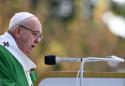 Pope honours victims of Holocaust, Soviet terror in Lithuania