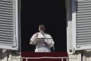 Pope Francis Regrets 'Bad Example' He Set After Angrily Slapping Away Hand of Female Worshiper