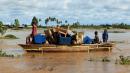 Kenya, Somalia and Rwanda hit by deadly flooding