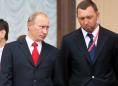 Trump lifts sanctions on Russia oligarch Oleg Deripaska in 'huge gift to Putin'