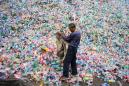 En EEUU se acumulan y desbordan los desechos reciclables porque China ya no quiere recibirlos