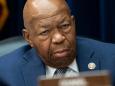 Trump renews attack on black congressman Elijah Cummings and says he should ‘investigate himself’